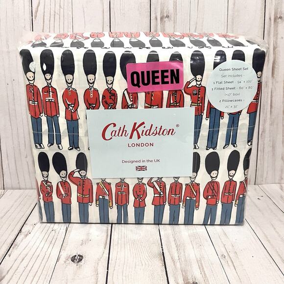 NEW Cath Kidston Queen Sheet Set 4pc London Guards Print 100% Cotton 200 Thread - Picture 1 of 10
